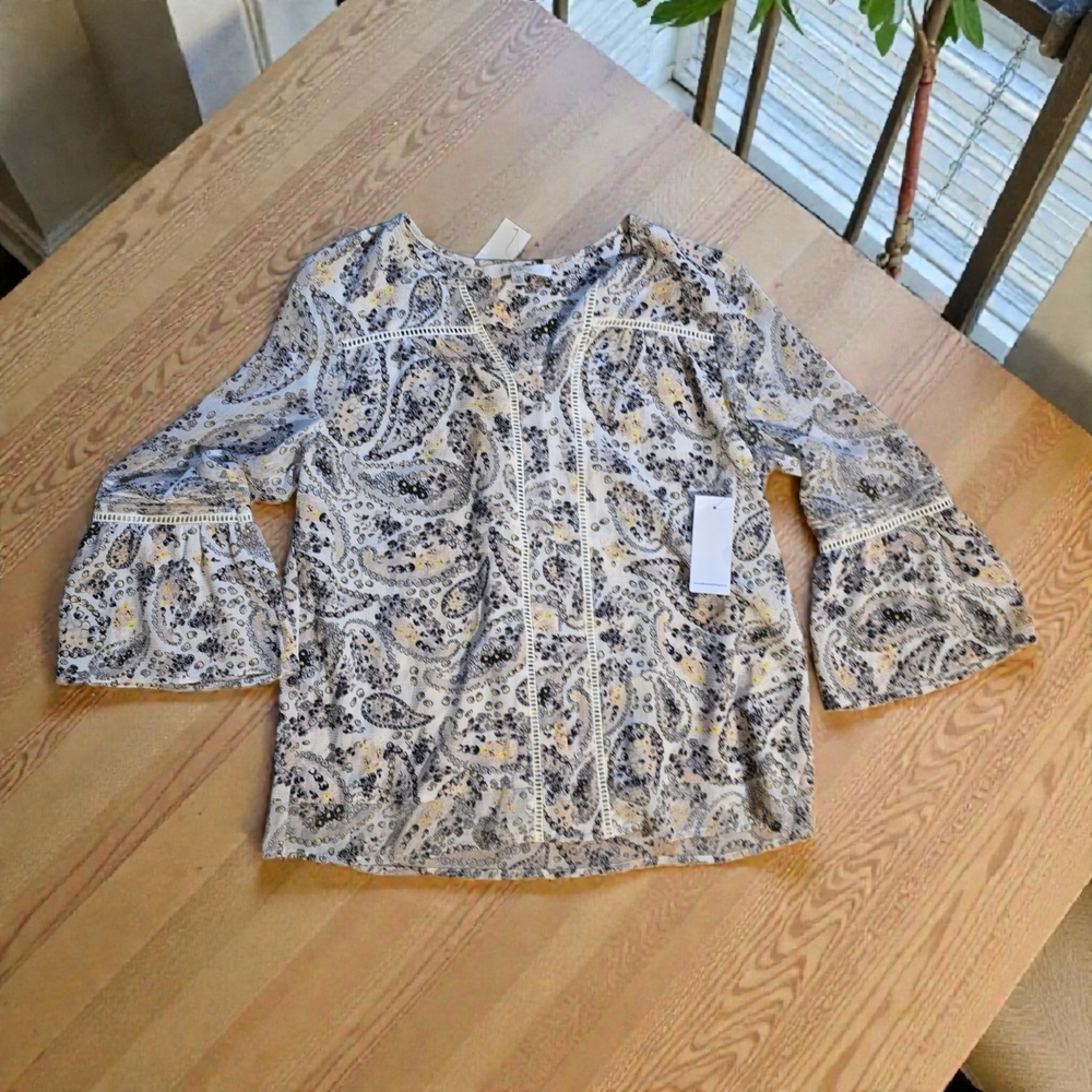 Fever‎ Cream and Black Paisley Blouse - Picture 3 of 9
